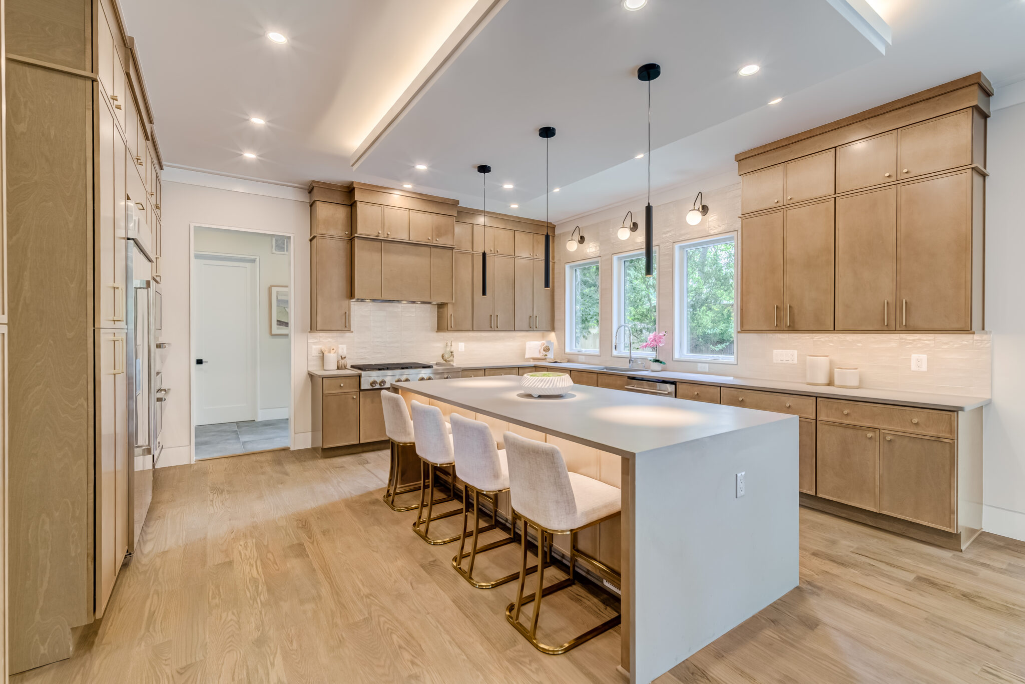 Contemporary Kitchen Remodel by Ideal Tile - Kitchen & Bath Design Center project photo